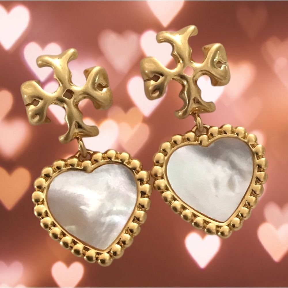 TORY BURCH ROXANNE MOTHER OF PEARL HEART DANGLE EARRINGS
